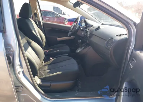 2013 Mazda Mazda2 Sport from USA, damaged, VIN JM1DE1KY9D0166132